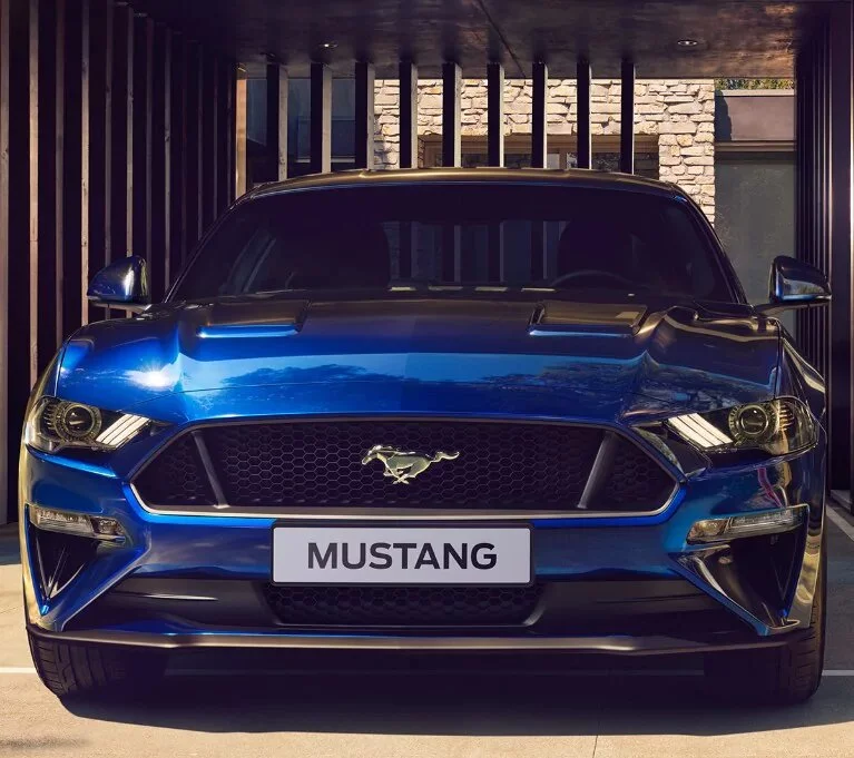 Ford Mustang - Kraftvoll und dynamisch: Die Ikone der Straße.